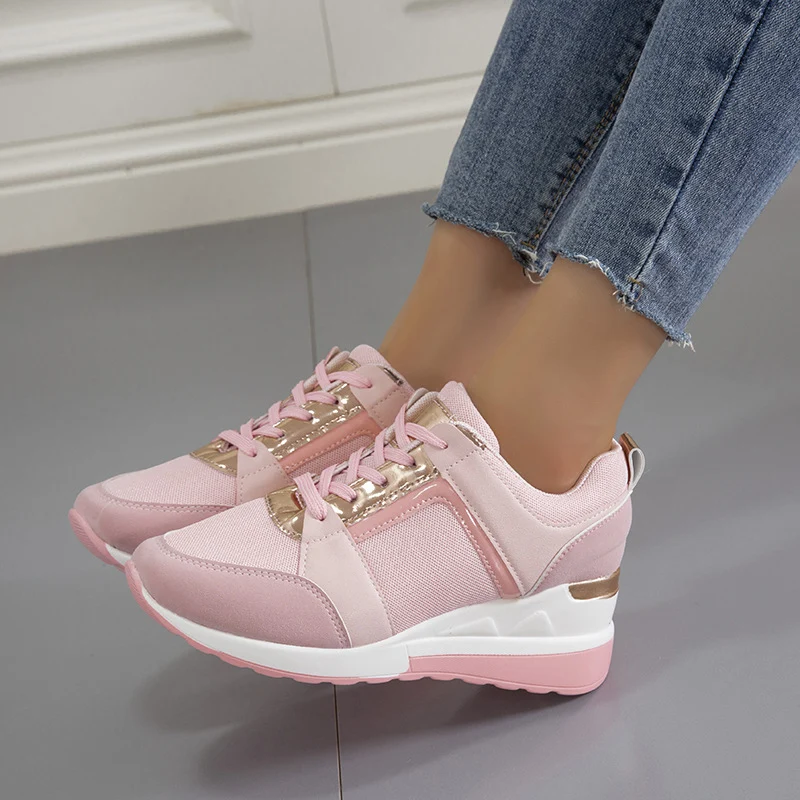 Sneakers Dam Platform med Kilklack - Wedge Sneakers Dam med Guld Detalj - Bekväm Platå Sneakers med Snörning - Beige, Vit, Grå, Rosa - 35 till 43 - Bild 4