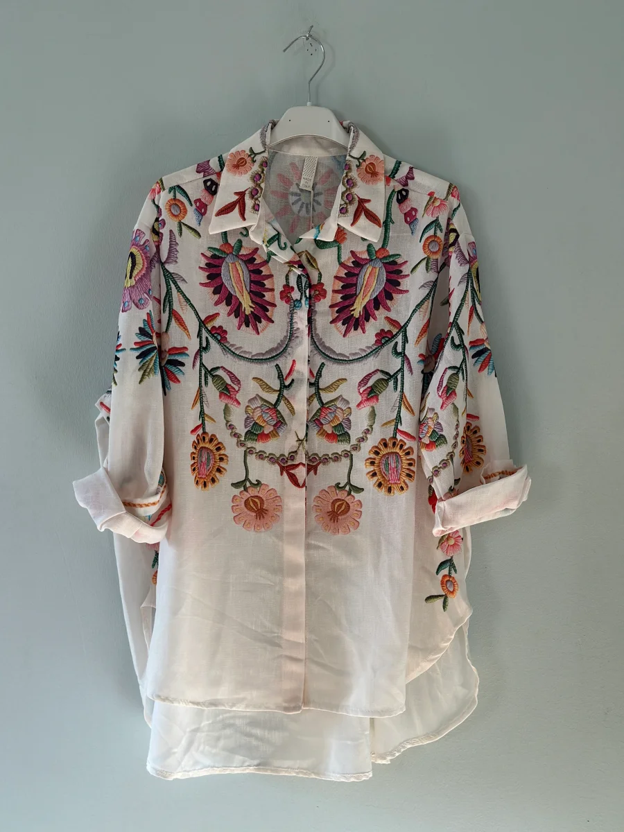 Blus ”Nora” med blommönster - Multicolour