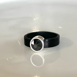 Läderring med silverplätering